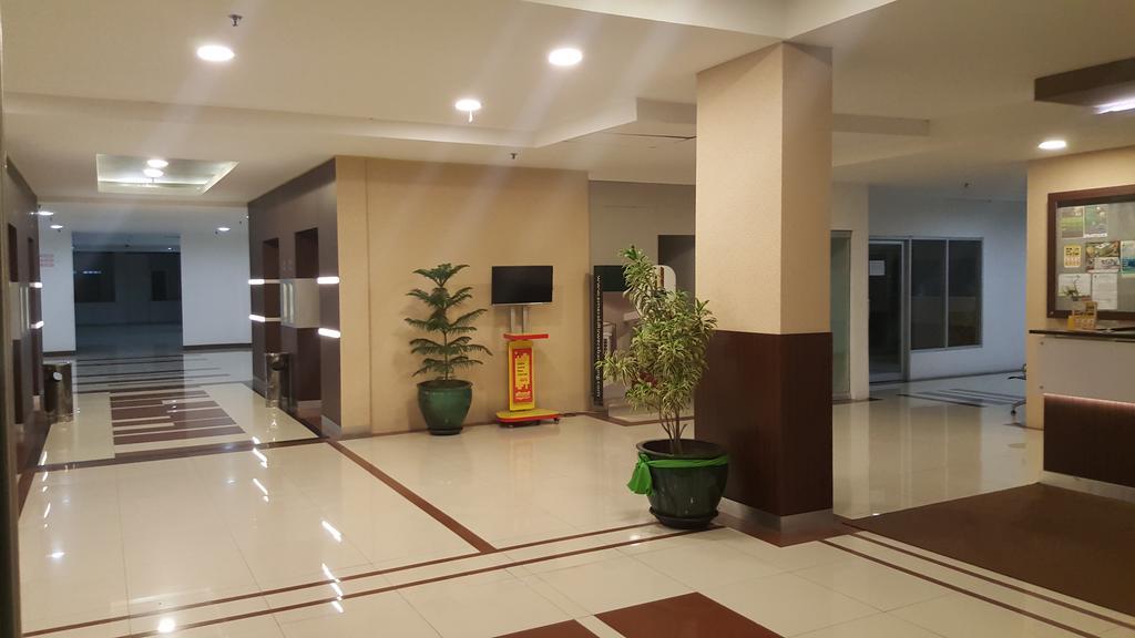 Reddoorz Apartment @ Emerald Towers Bandung Dış mekan fotoğraf