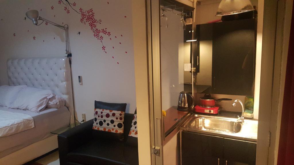 Reddoorz Apartment @ Emerald Towers Bandung Dış mekan fotoğraf