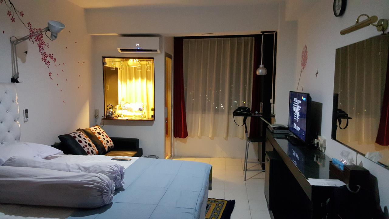 Reddoorz Apartment @ Emerald Towers Bandung Dış mekan fotoğraf