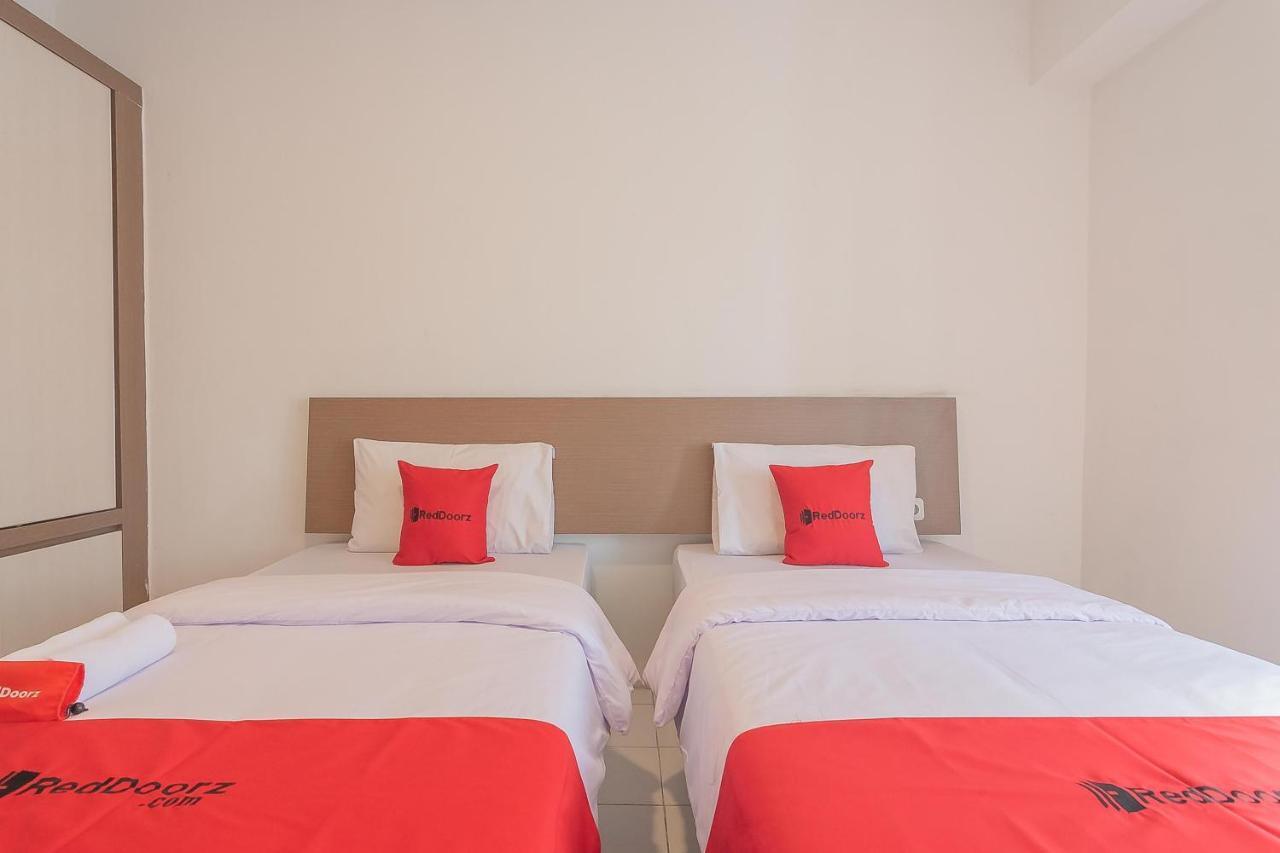 Reddoorz Apartment @ Emerald Towers Bandung Dış mekan fotoğraf